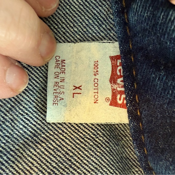 RARE Levi's Vintage Denim Jacket, 100% Cotton, Size XL, Offers Welcome - Picture 10 of 11